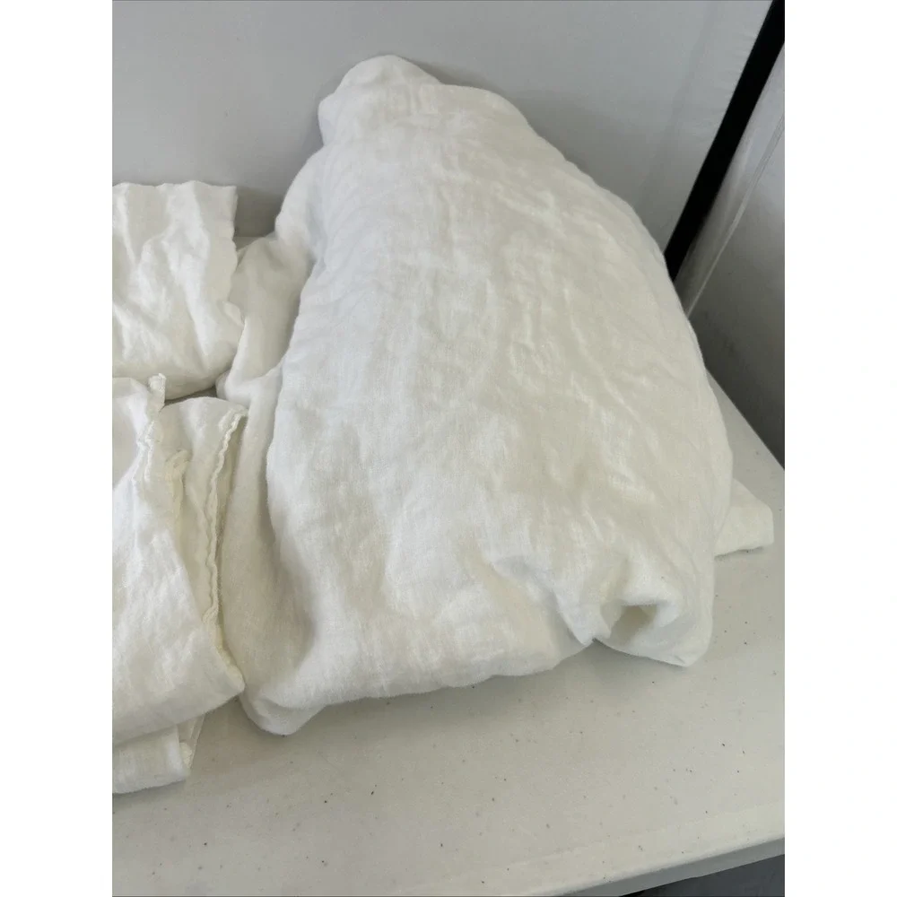 Brooklinen 100% Linen King 4 pc Sheet set White genty Used